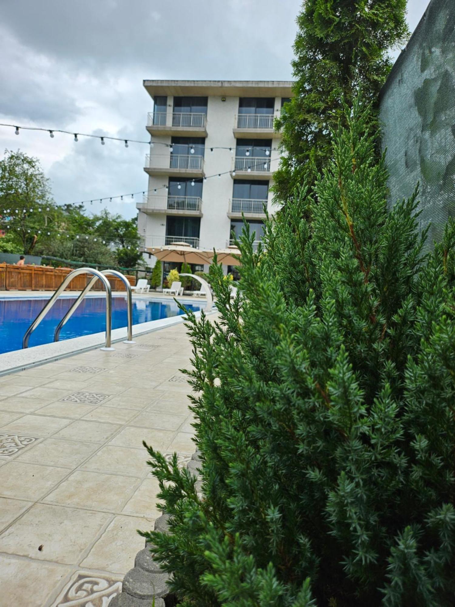 Green Terrace Kobuleti Exterior photo